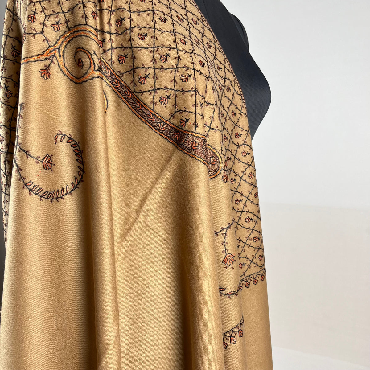 Marino Pashmina Shawl Sozni Embroidery - Brown