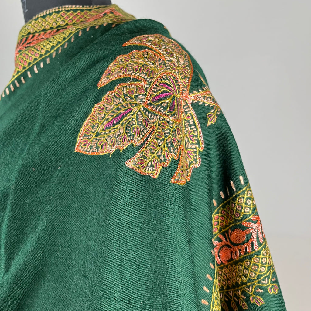 Marino Pashmina Shawl Tilla & Sozni Embroidery - Green