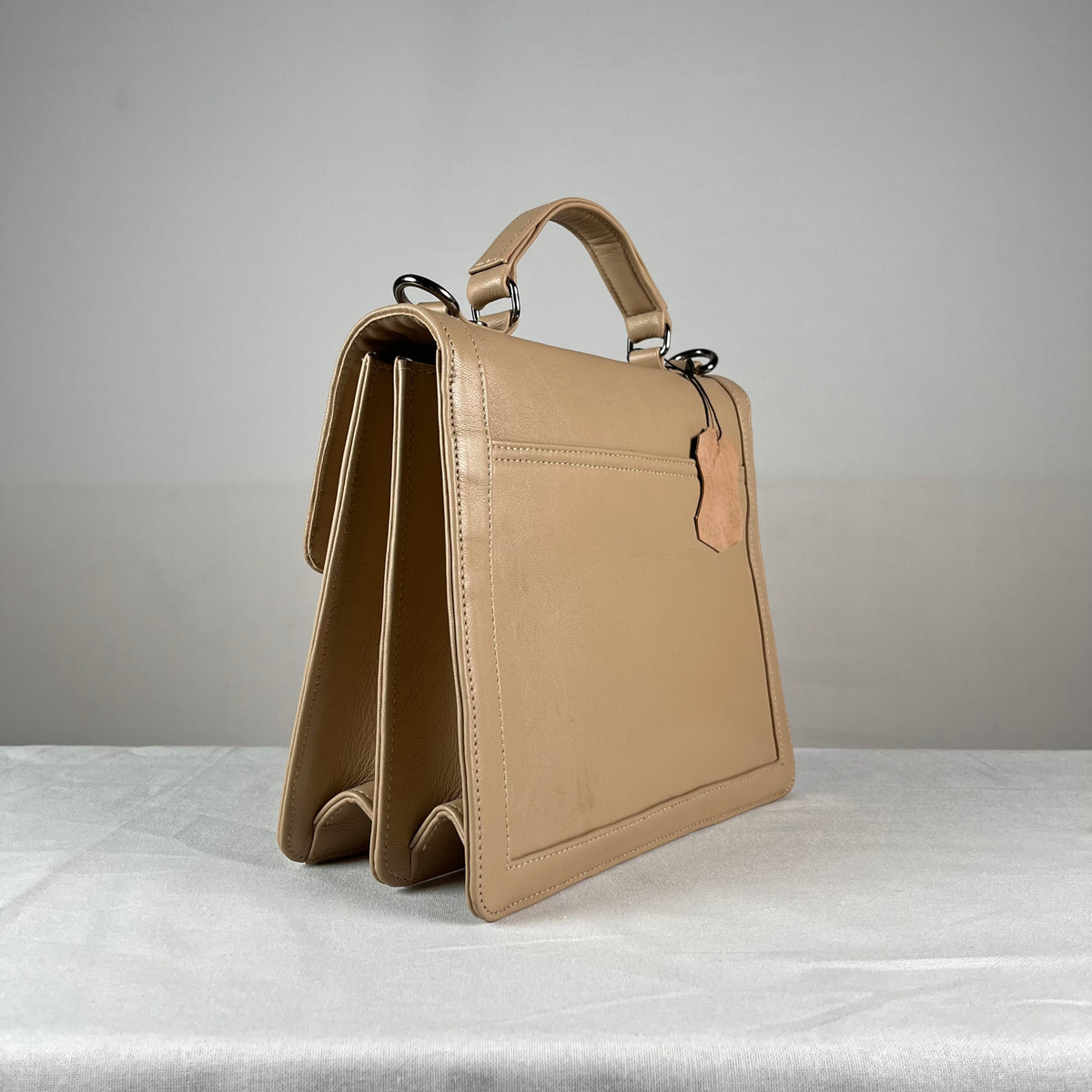 Epswift Kelly Hand embroiderd Bag - Taupe