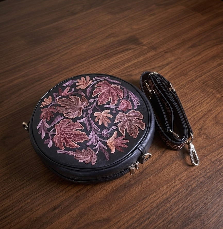 Circle bag sheep leather - (Black)
