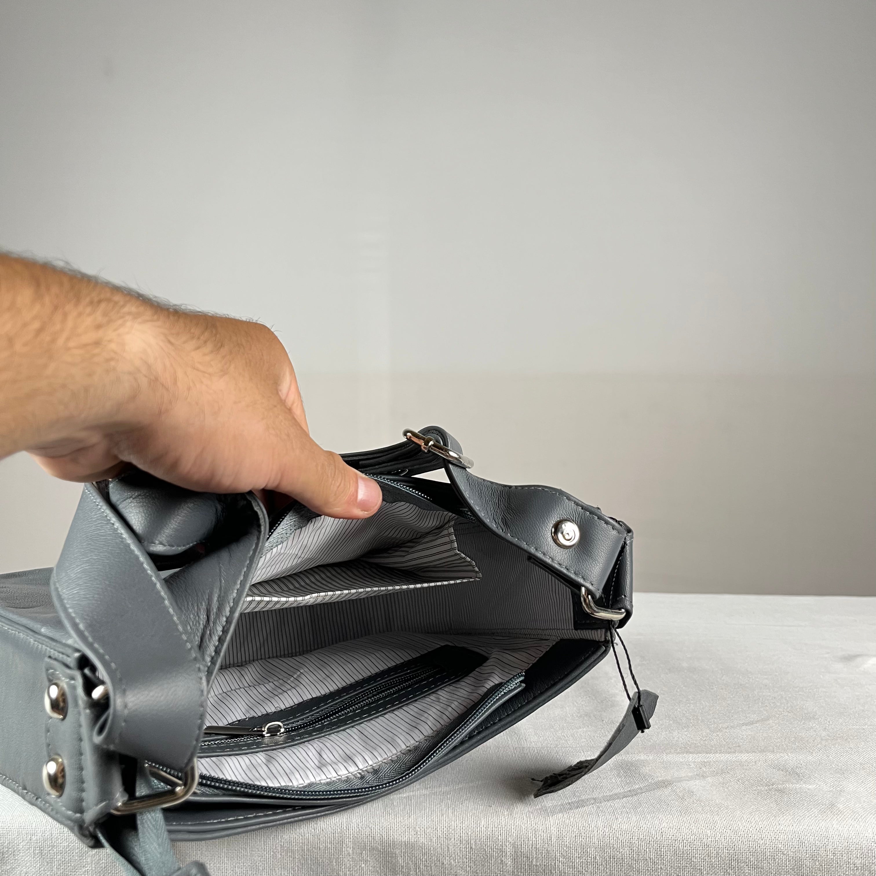Saddle Bag Sheep Leather – Gray