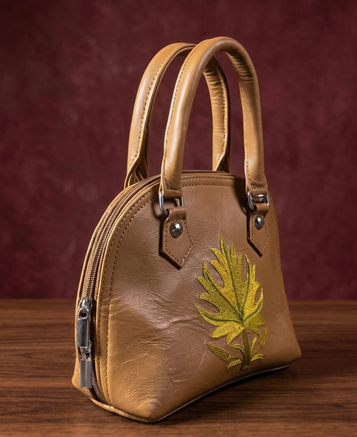 Alma bag hand embroiderd (Tan Brown)